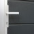 Niska klamka z szyldem do drzwi serwisowych w bramie segmentowej - PRAWA 1034PGRN GRIP/PLATE